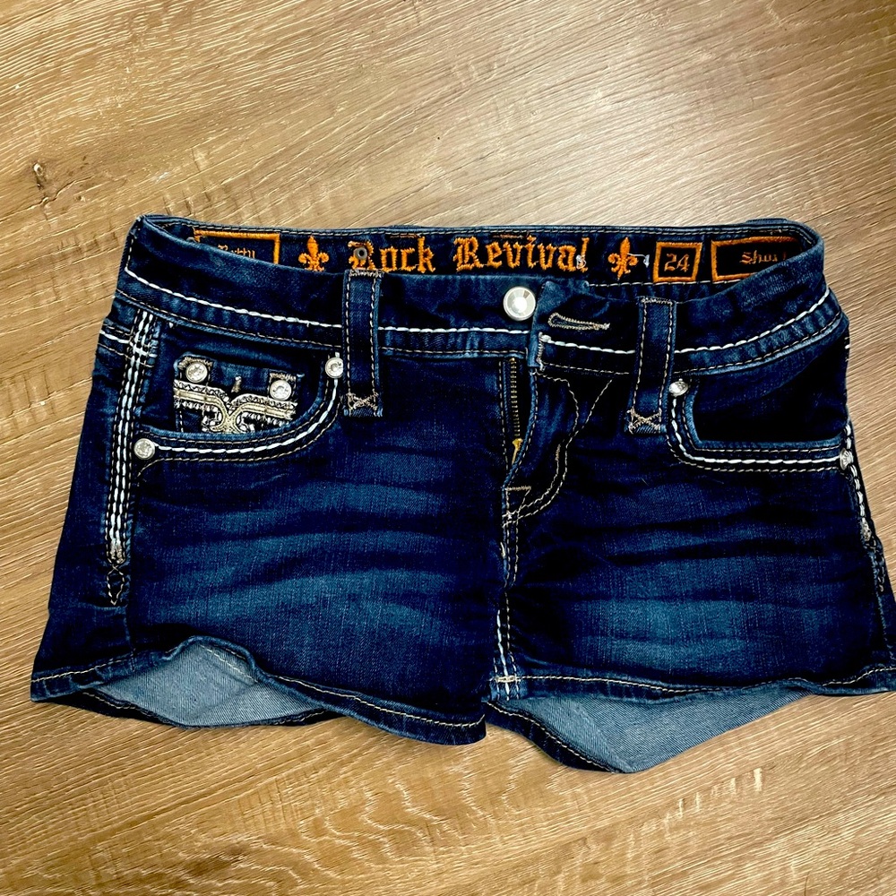 Rock revival size 24 Jean shorts
